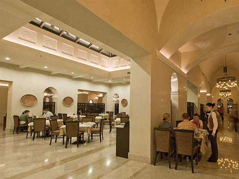 فندق ومنتجع ميرامار شاطئ العقة المظهر الخارجي الصورة The restaurant