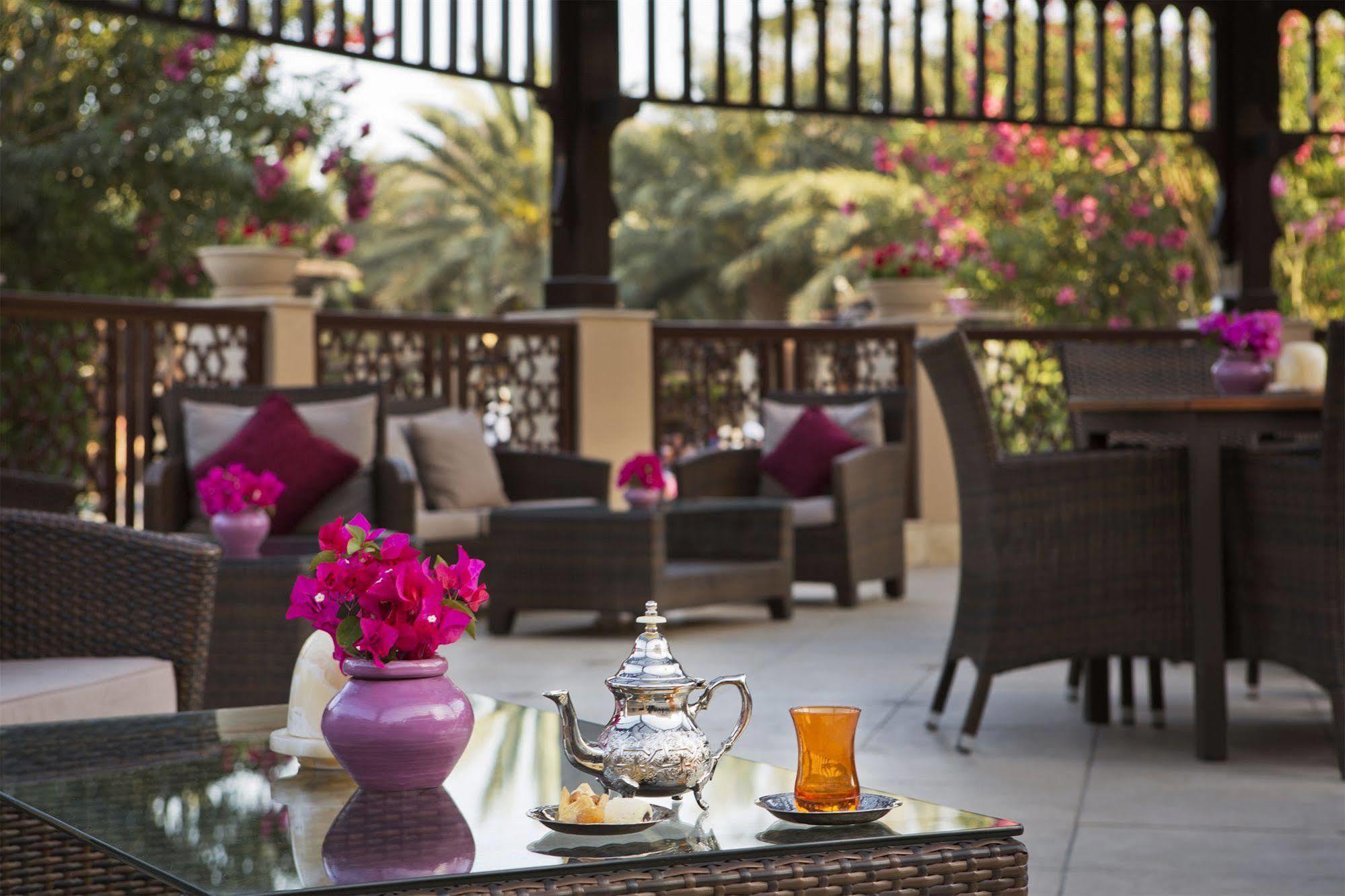 فندق ومنتجع ميرامار شاطئ العقة المظهر الخارجي الصورة The Terrace