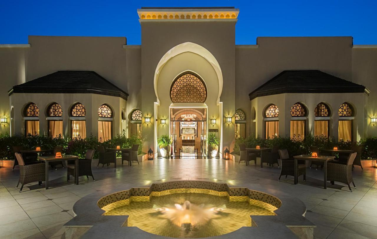 فندق ومنتجع ميرامار شاطئ العقة المظهر الخارجي الصورة The Palace Downtown